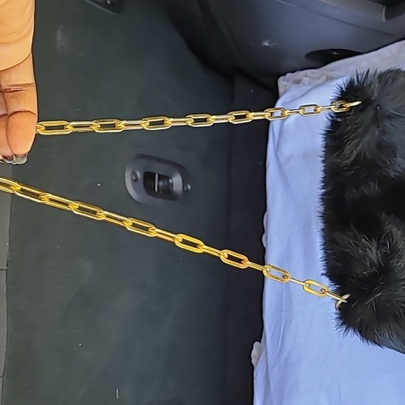 The Limited Black Fur Purse is so cute for the winter time, wear it with a fur! - Picture 5 of 5